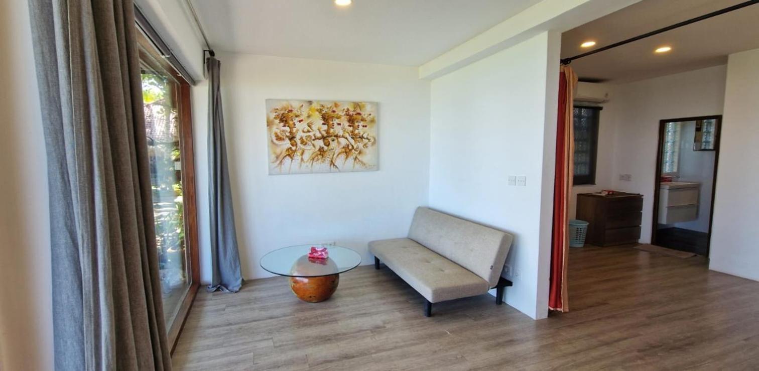 Castaway Surf Retreat 1 Hotel Sekongkang Bagian luar foto